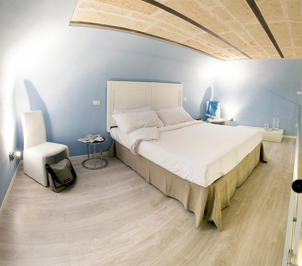 Bed and Breakfast Palazzo Belsanti Лечче Экстерьер фото