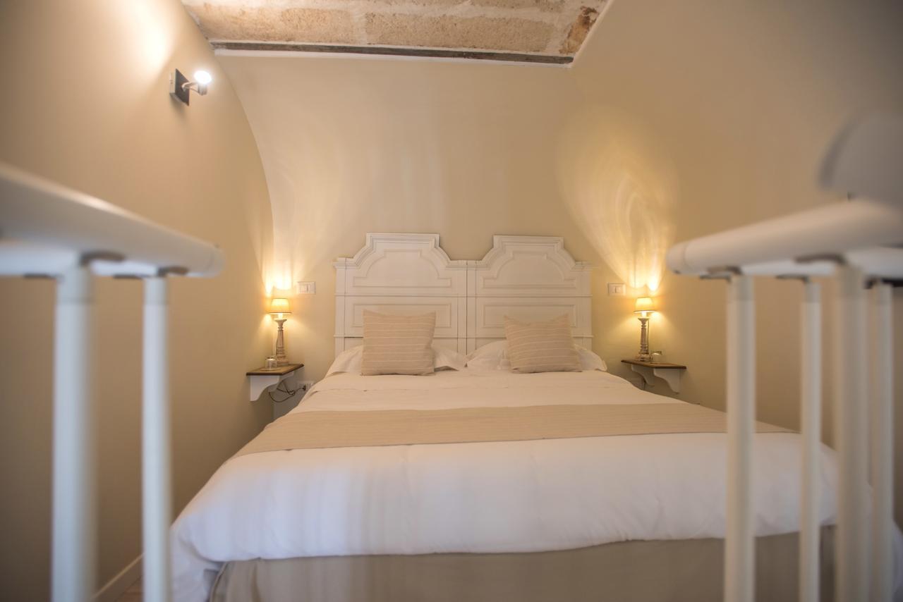 Bed and Breakfast Palazzo Belsanti Лечче Экстерьер фото