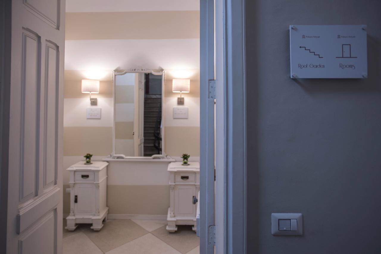 Bed and Breakfast Palazzo Belsanti Лечче Экстерьер фото